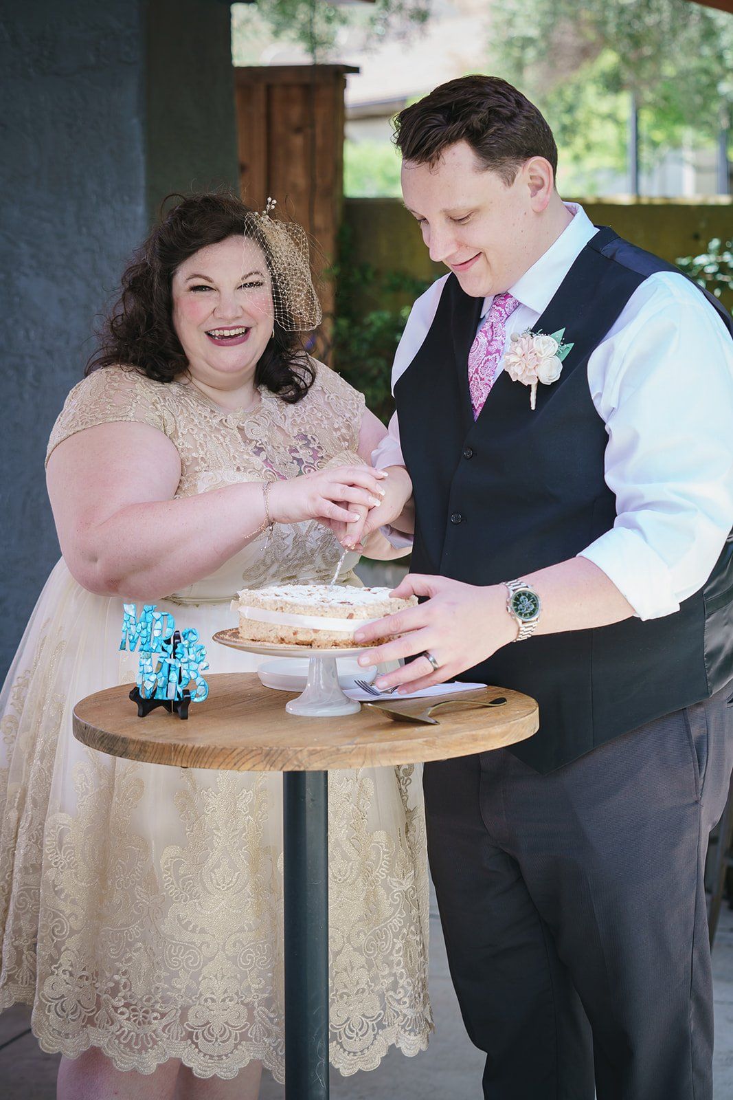 livestreamed vineyard wedding at gloria ferrer, Dinner at the Sonoma Winery