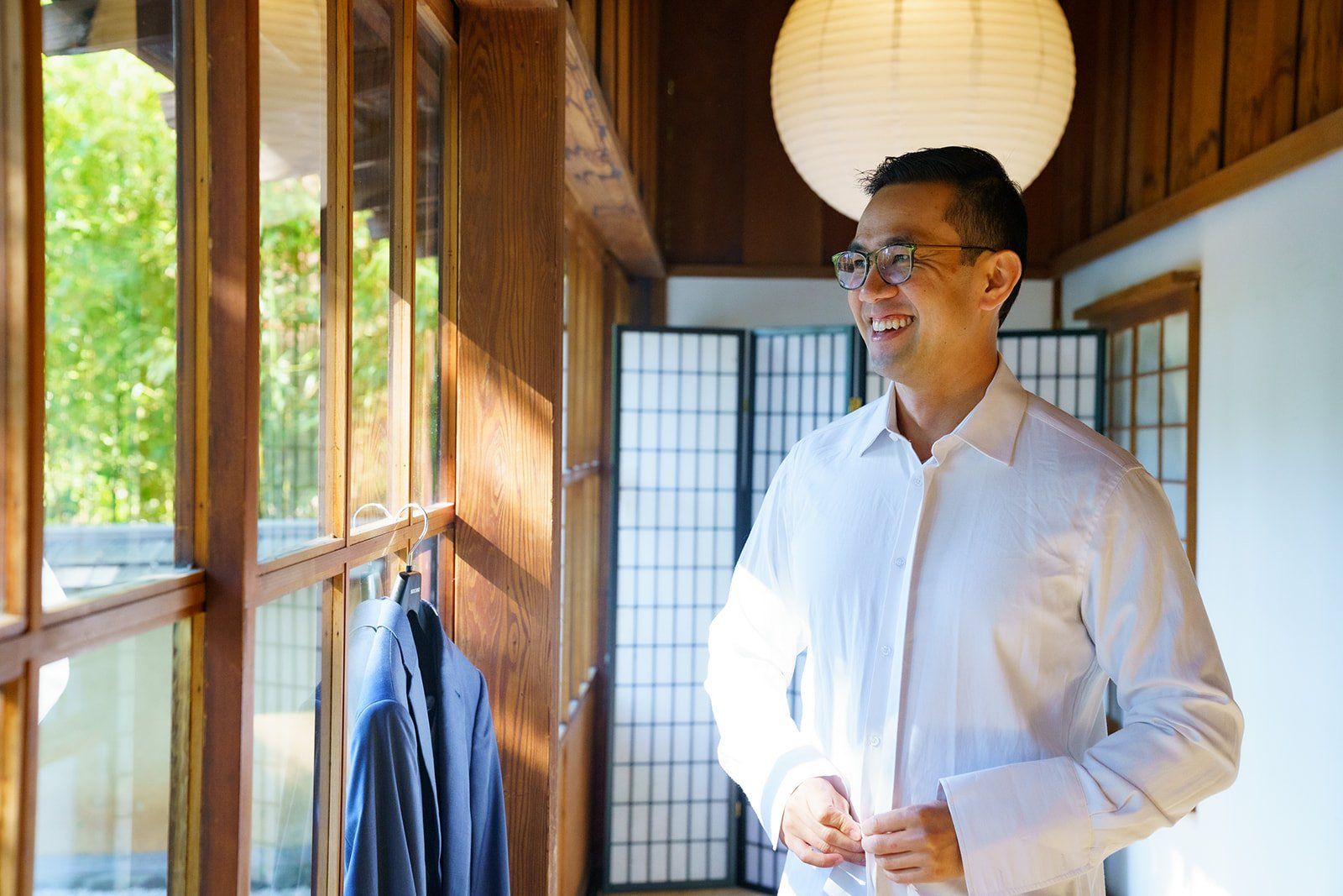 intimate morning ceremony at hakone japanese garden (10 guests), Getting Ready Before the Gardens Opened