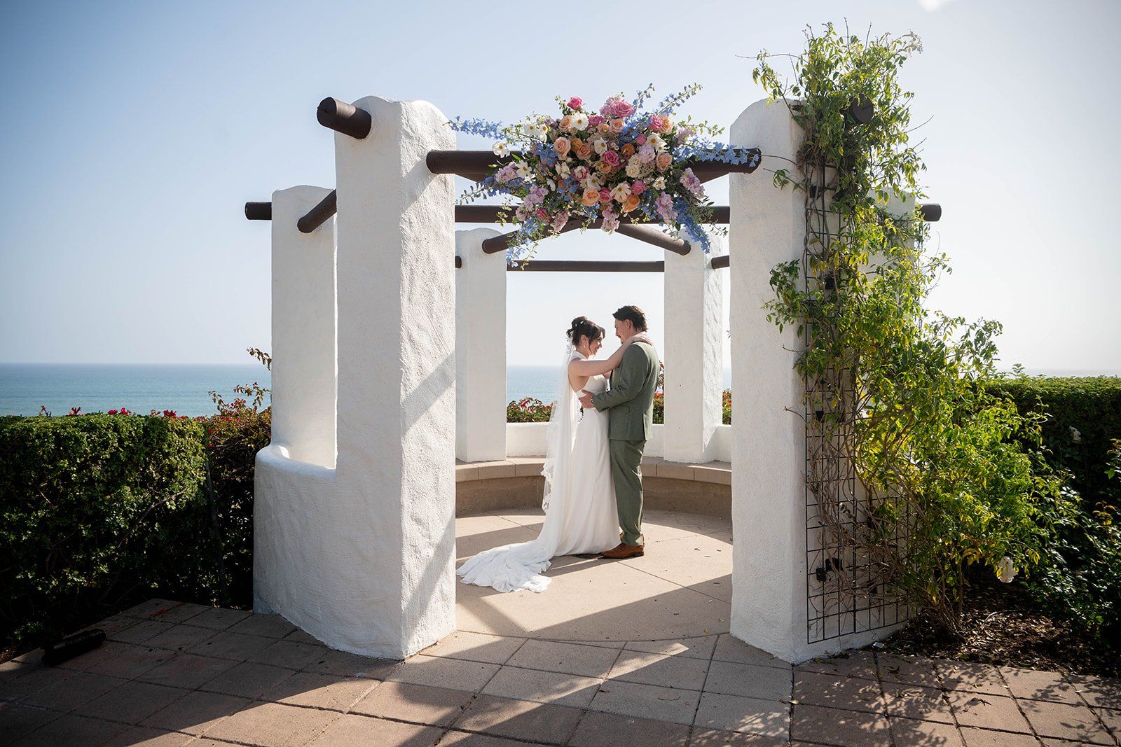 dana point gazebo coastal elopement, The Ceremony at the Gazebo