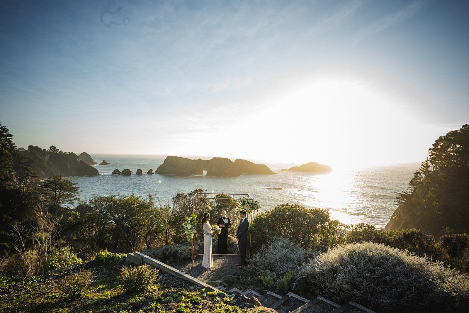 harbor house inn elopement on the mendocino coast, Vows on the Bluff Above the Pacific