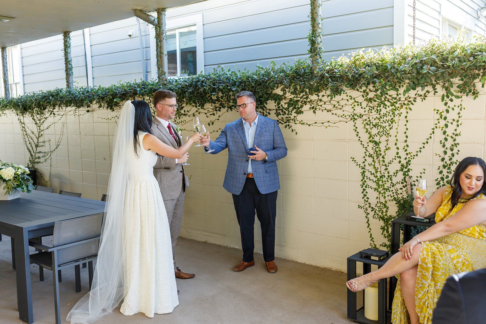 modern boutique-hotel micro wedding at r inn napa, Champagne and Portraits Through R Inn Napa