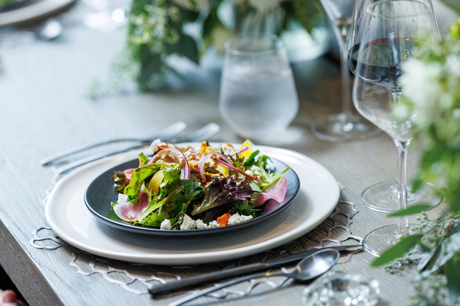 modern boutique-hotel micro wedding at r inn napa, A Chef's Table Dinner and Cake by the River