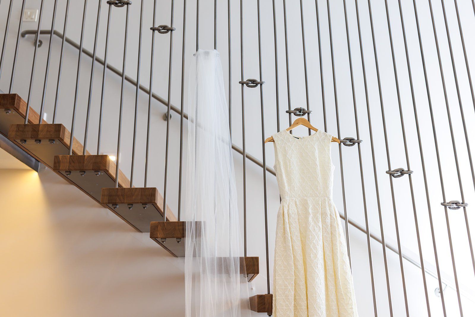 modern boutique-hotel micro wedding at r inn napa, Getting Ready at R Inn Napa