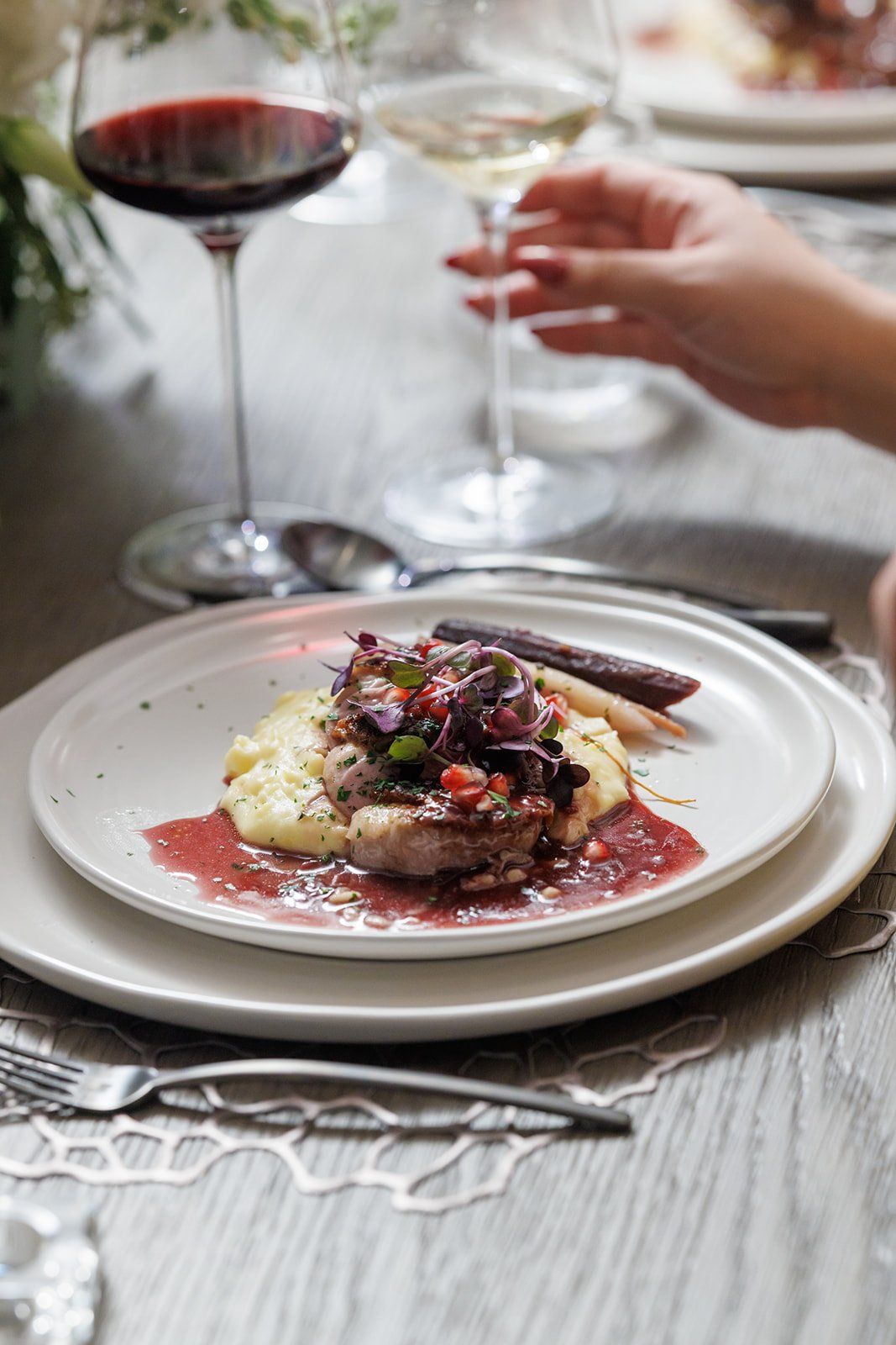 modern boutique-hotel micro wedding at r inn napa, Dinner, Sunset, and Cake by the River