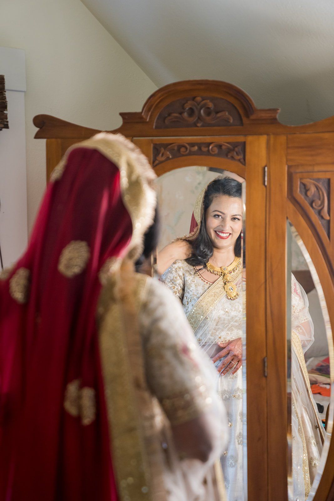 indian micro wedding, Getting Ready at Sand Rock Farm