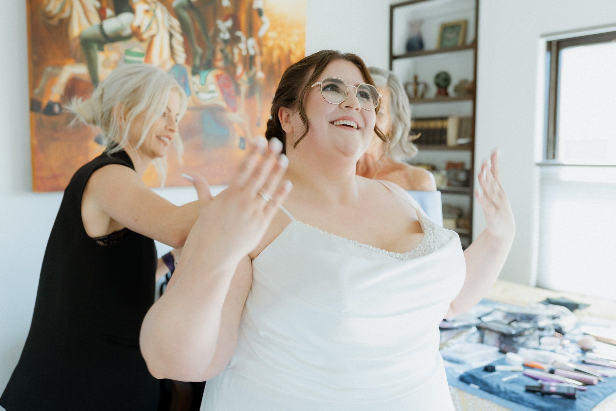 spring villa micro wedding at villa francesca, socal, Getting Ready at the Casita