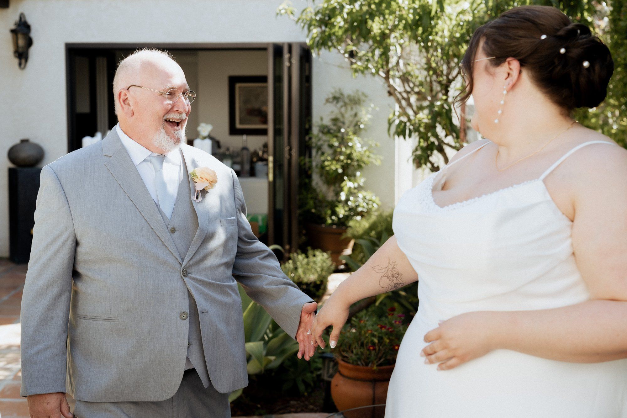 spring villa micro wedding at villa francesca, socal, An Ocean-View Villa Ceremony in the Courtyard