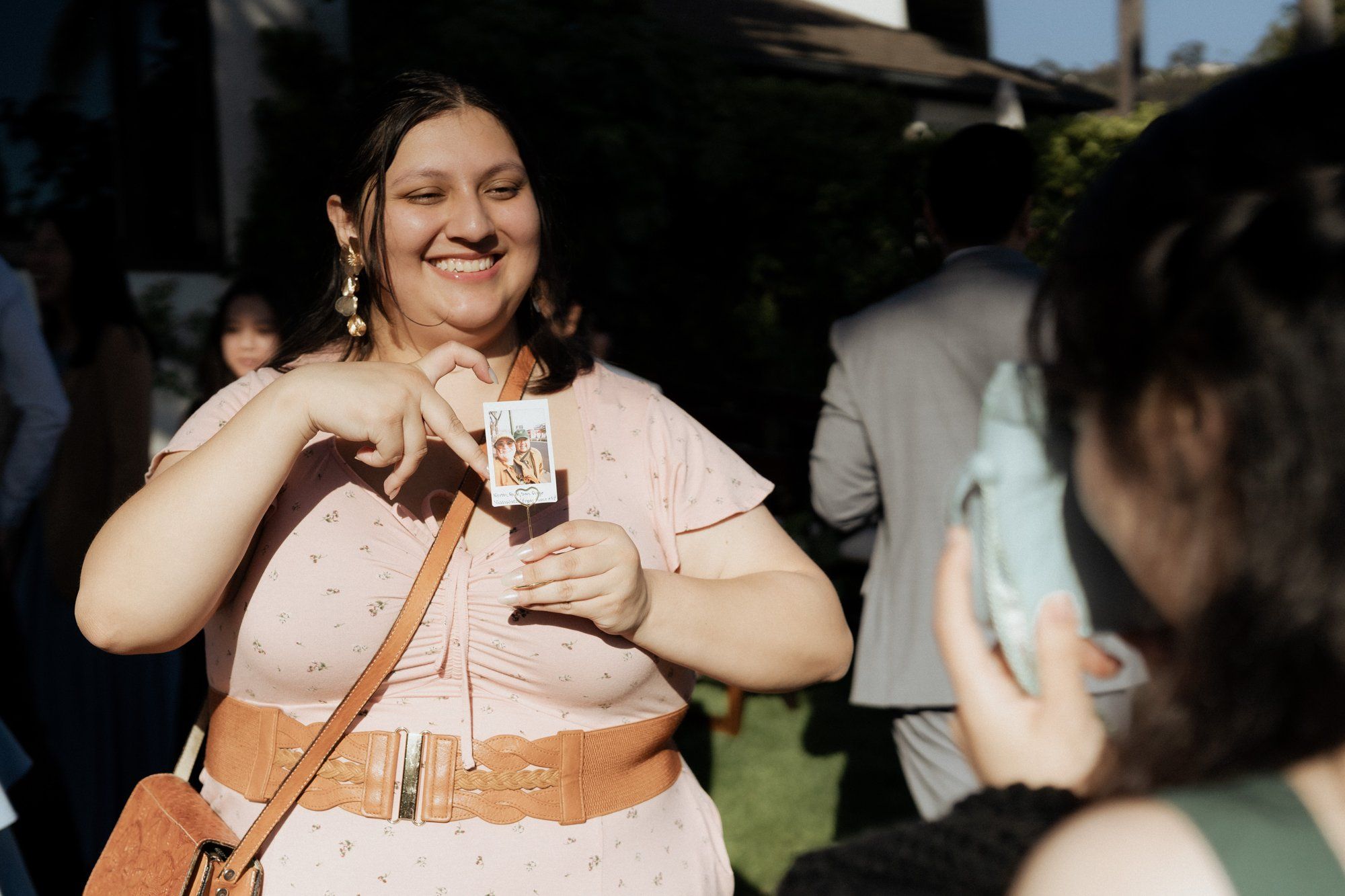 spring villa micro wedding at villa francesca, socal, Dinner, Toasts, and Cake in the Garden