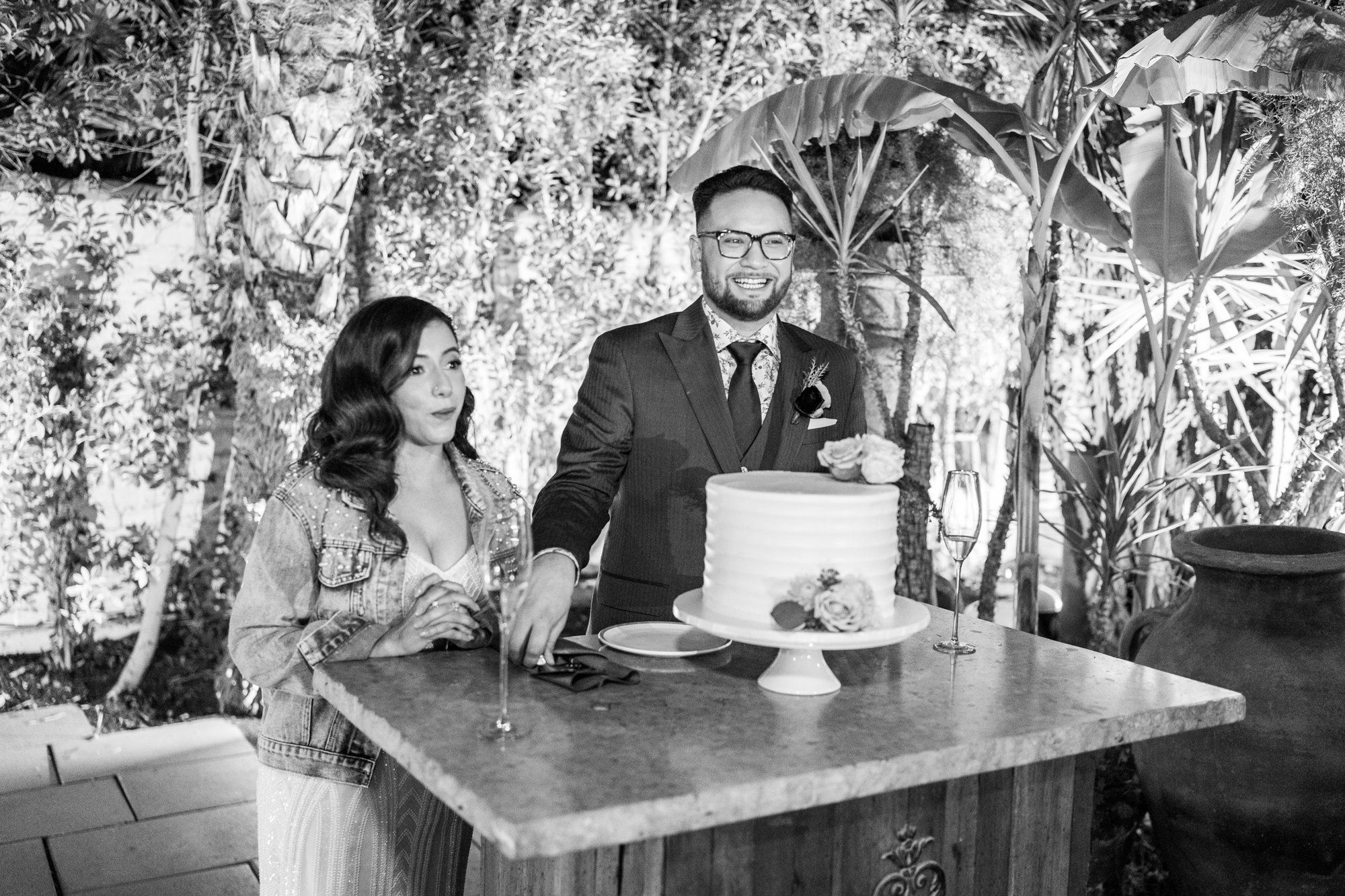 desert estate micro wedding at casa de monte vista, palm springs, Dinner, Dances, and the Long Table