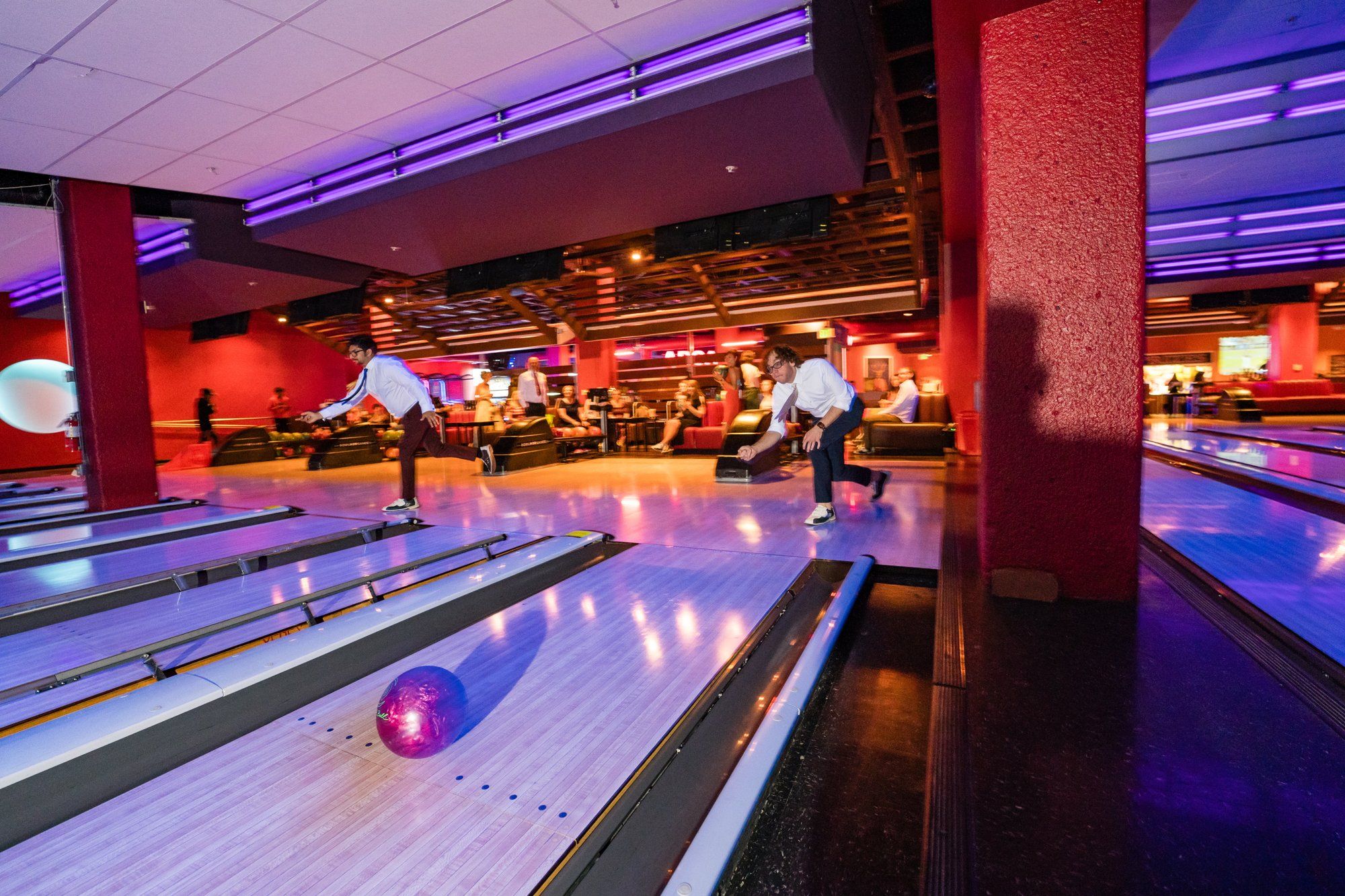 full day in a Japanese garden at Hakone, The Party Moves On, from the Garden to the Lanes