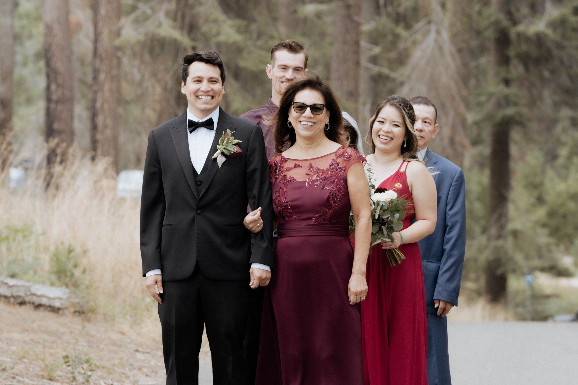 micro wedding in sequoia national park, Family Among the Giant Trees