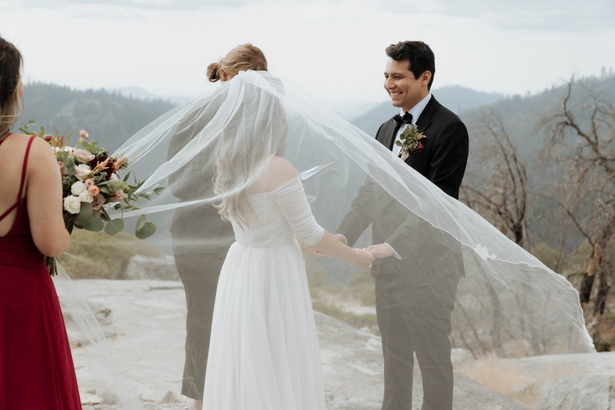 micro wedding in sequoia national park, A Sequoia Forest Ceremony on a Granite Overlook