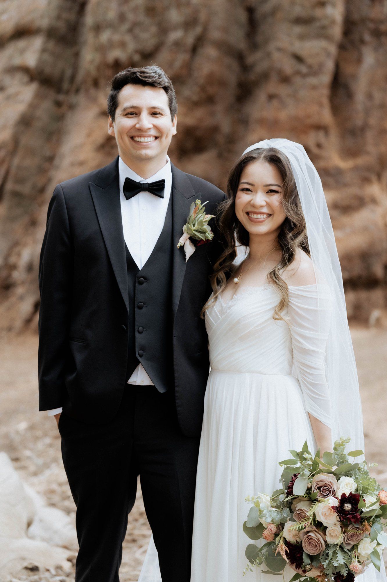 micro wedding in sequoia national park, Family Among the Giant Trees