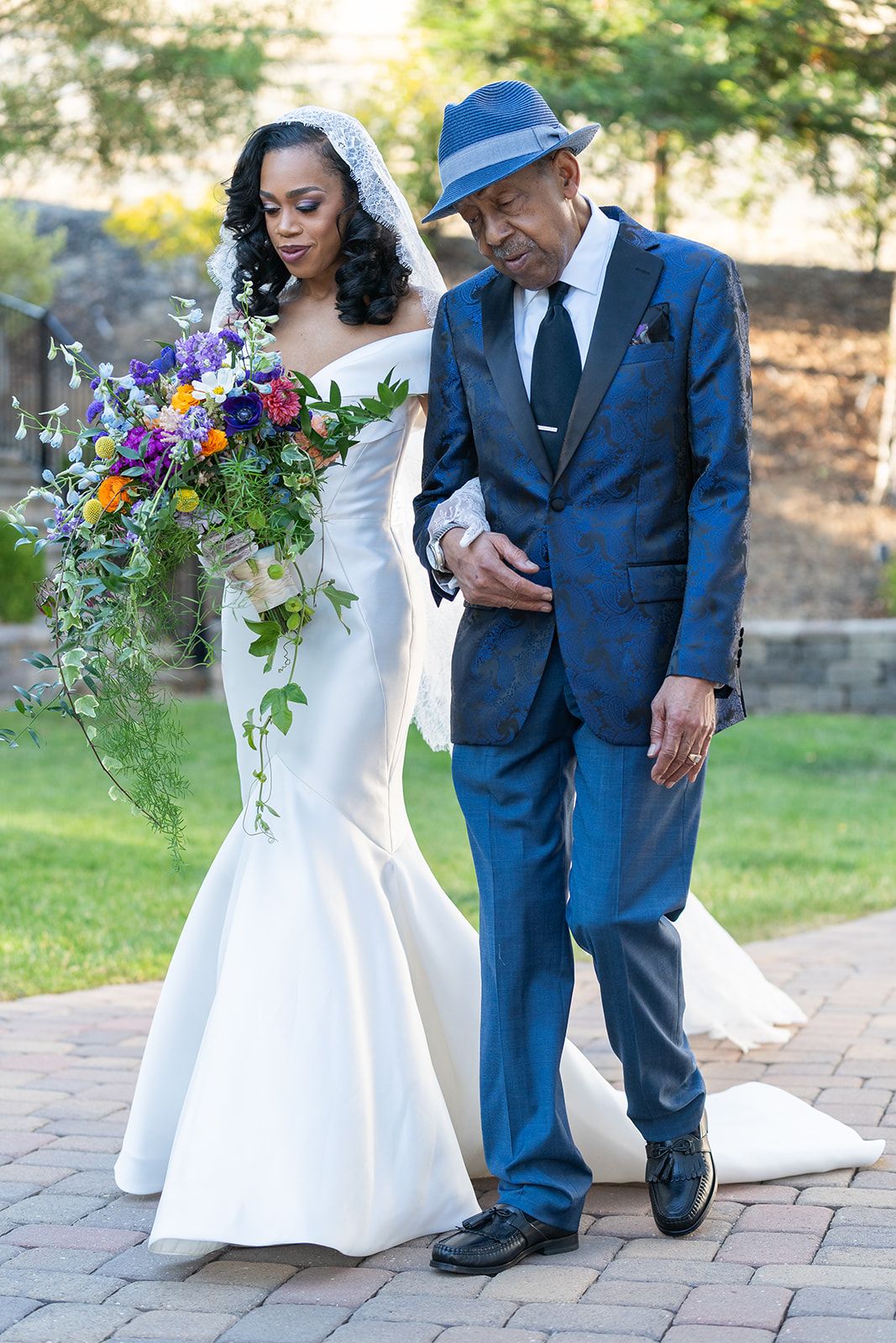 private-home elopement in Antioch, Family in the Backyard