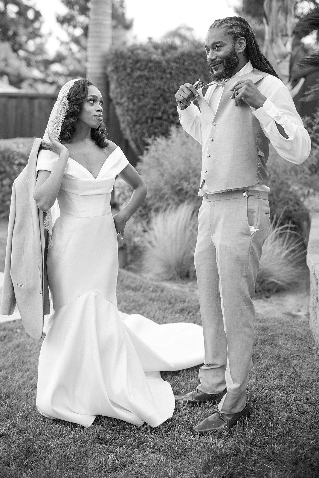 private-home elopement in antioch (arrived by limo), Family in the Backyard
