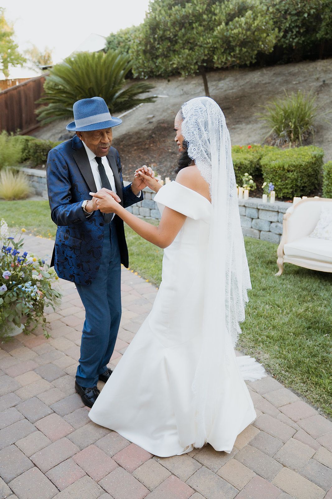 private-home elopement in antioch (arrived by limo), Family in the Backyard