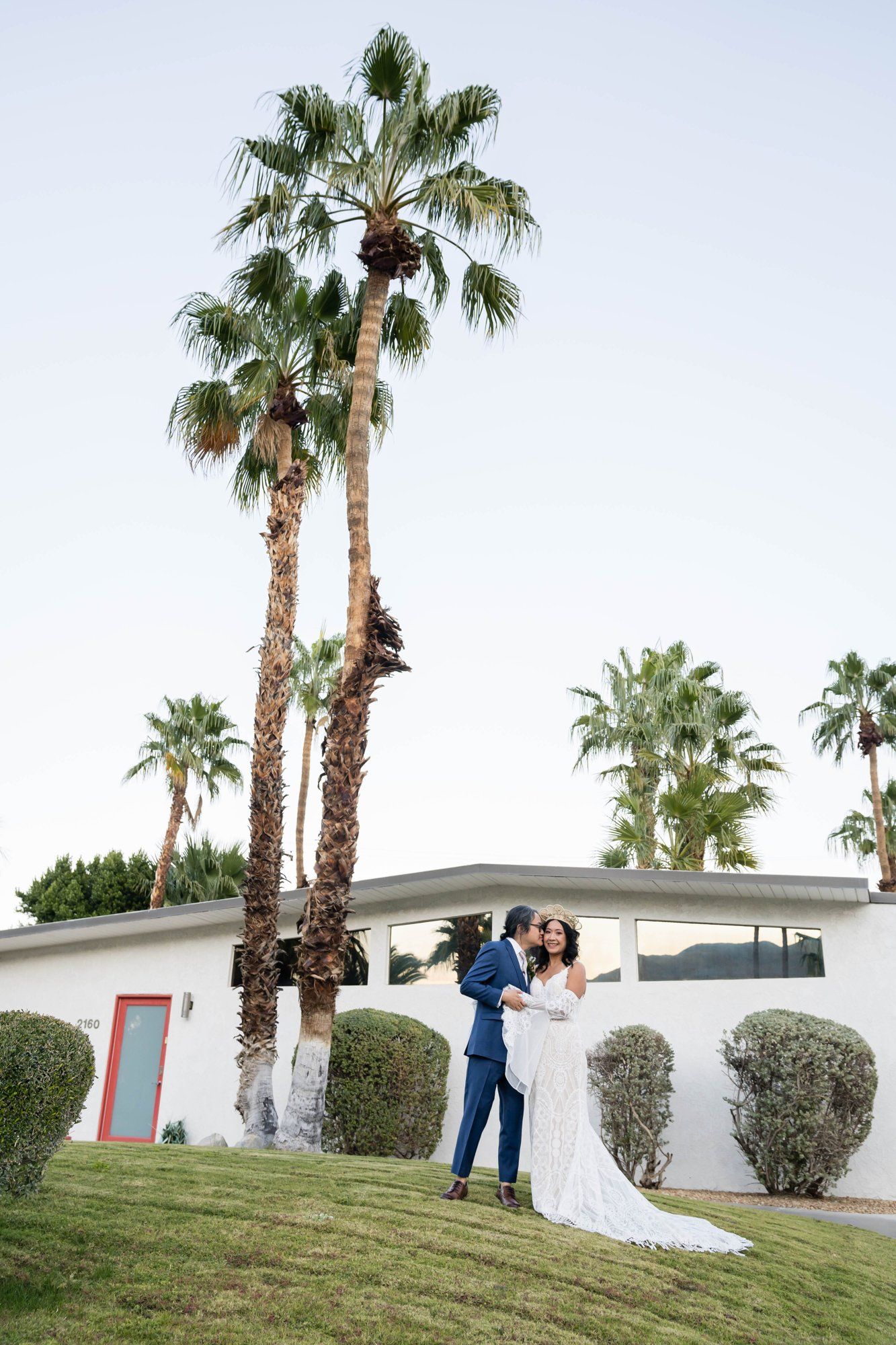 backyard-then-steakhouse wedding at mr lyons, palm springs, Champagne in the Yard. Palm Springs Steakhouse Reception to Follow