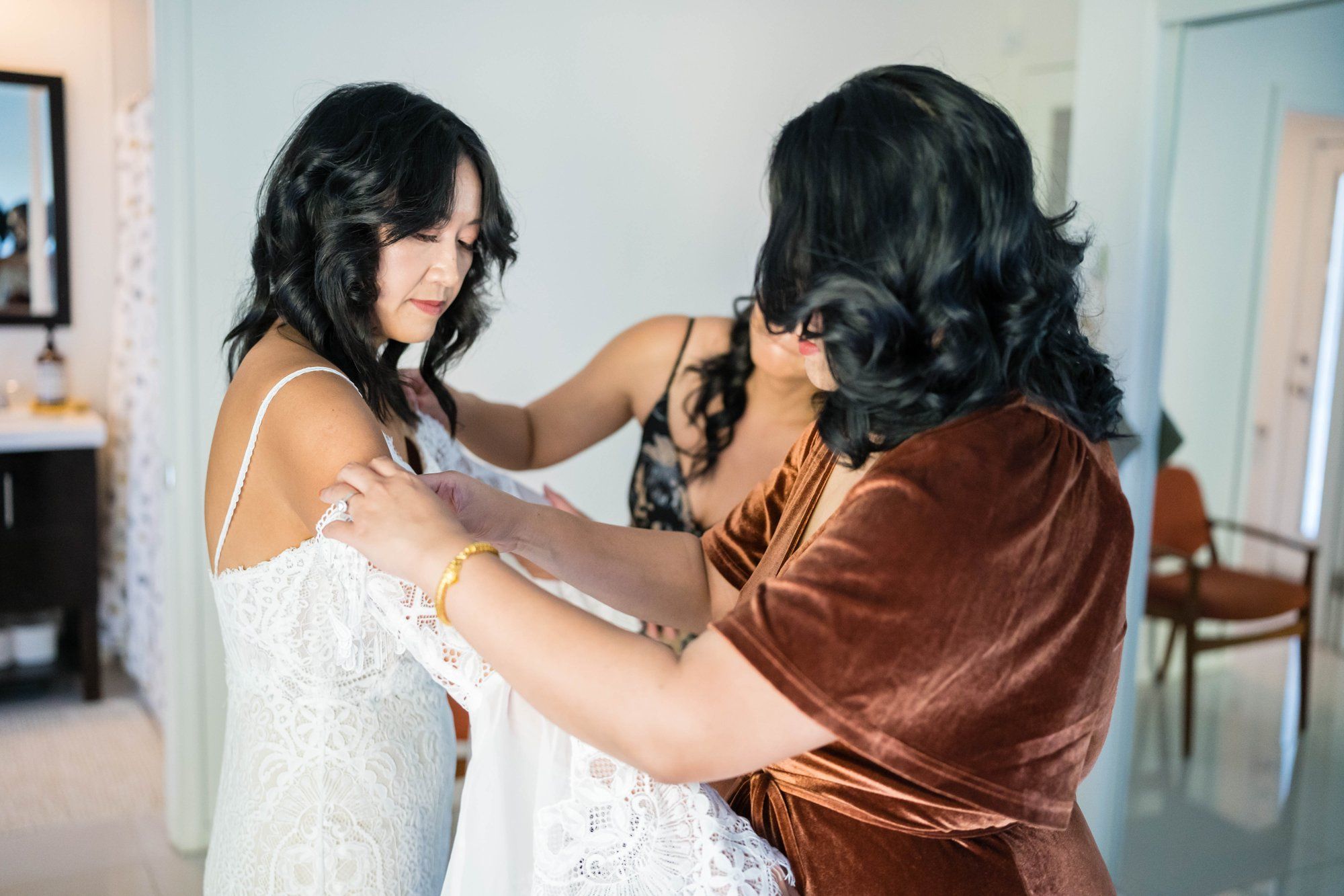 backyard-then-steakhouse wedding at mr lyons, palm springs, Getting Ready at Home
