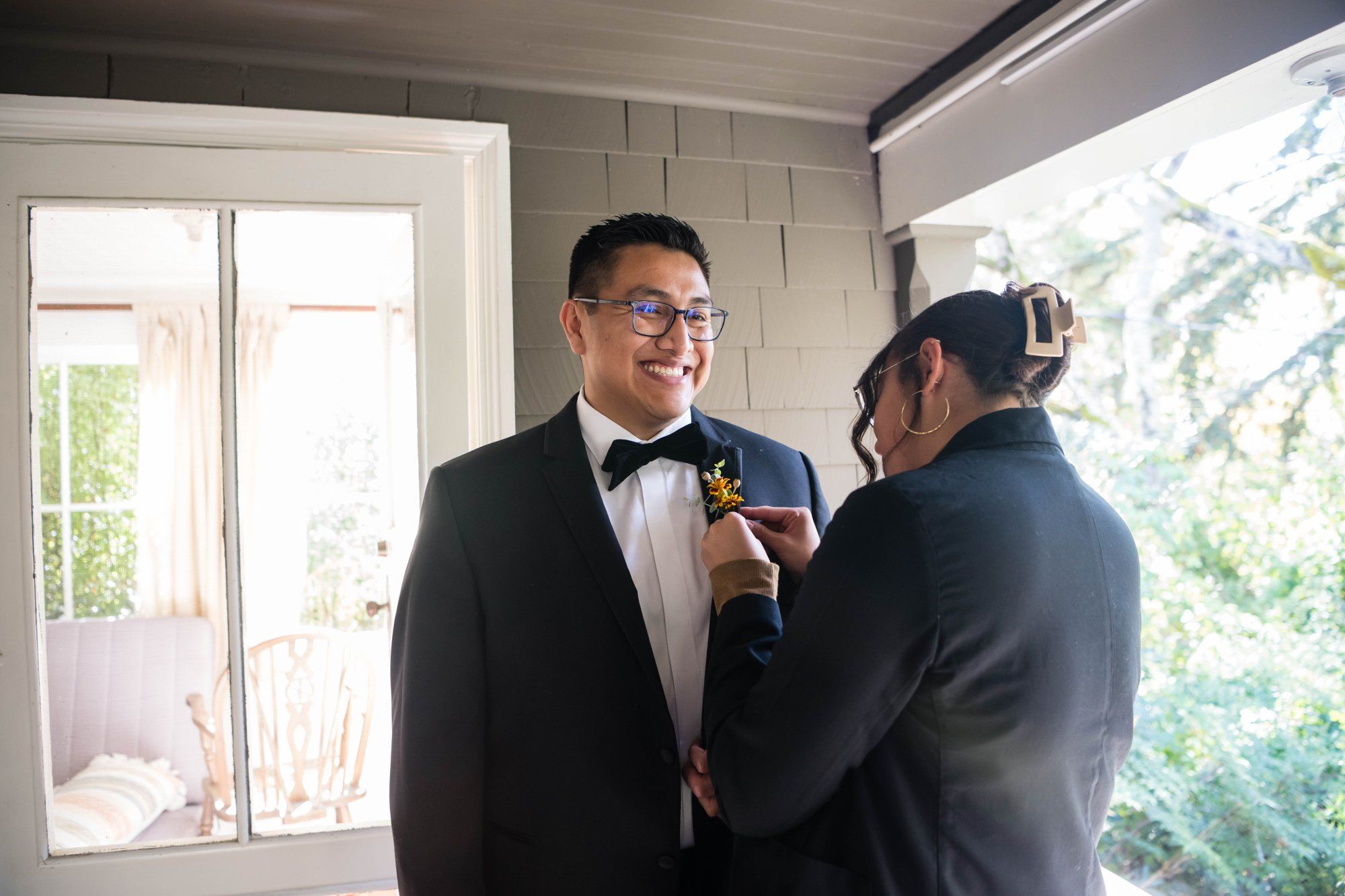 fall-foliage micro wedding at sand rock farm (november, 22 guests), Getting Ready on the Estate