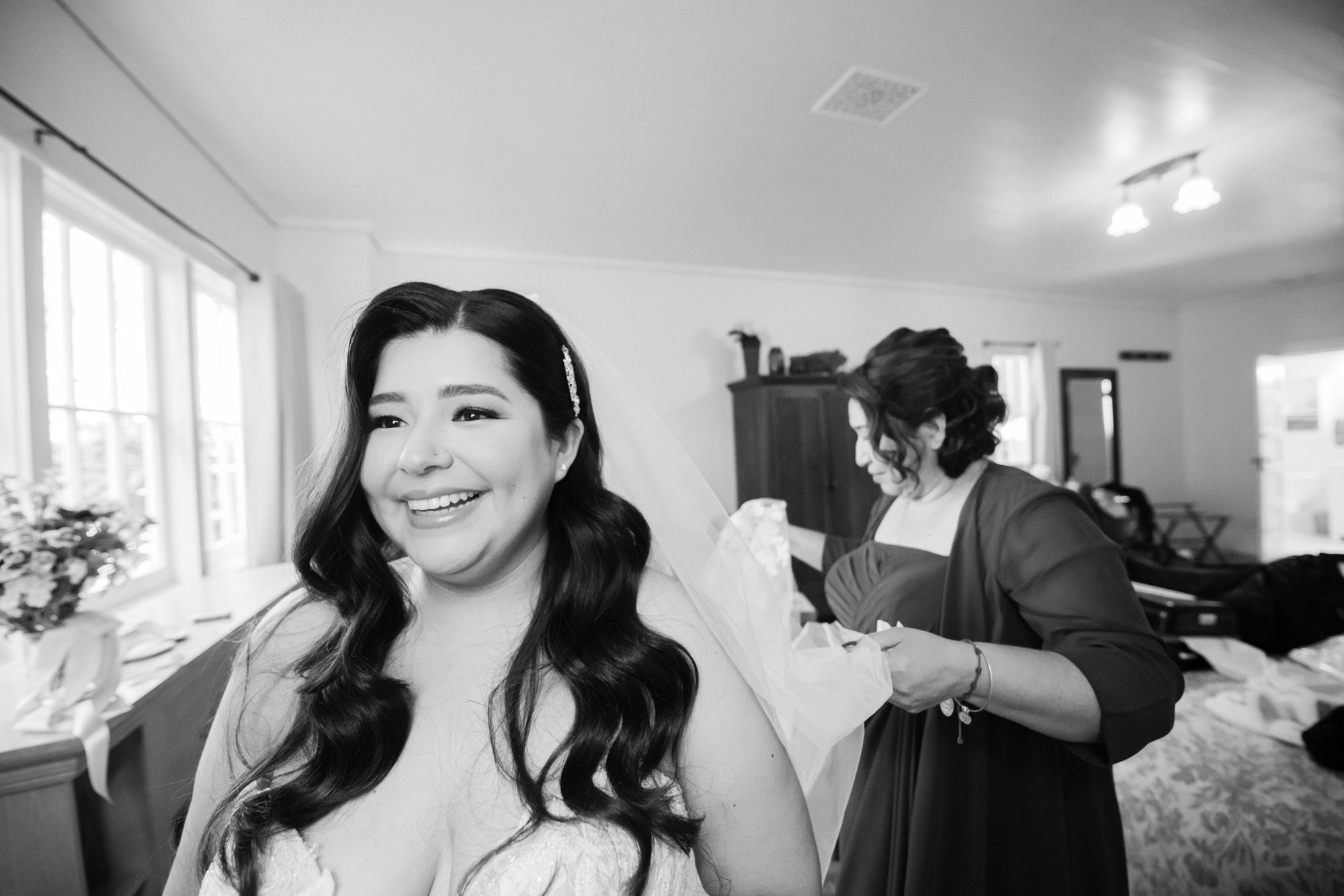 fall-foliage micro wedding at sand rock farm (november, 22 guests), Getting Ready on the Estate