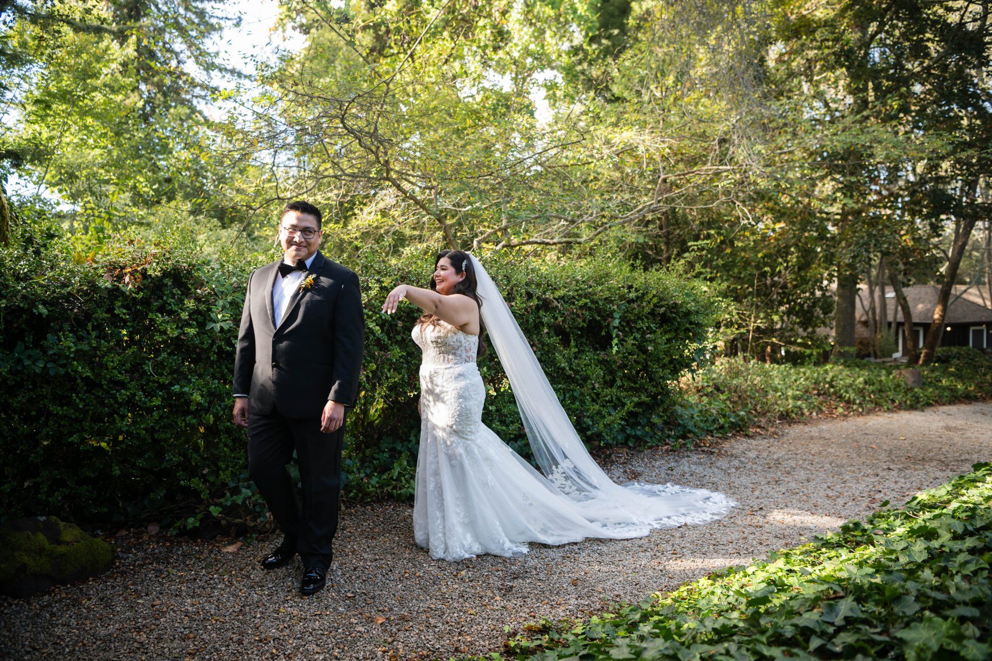 fall-foliage micro wedding at sand rock farm (november, 22 guests), Family Photos at the Autumn Barn Estate in Aptos