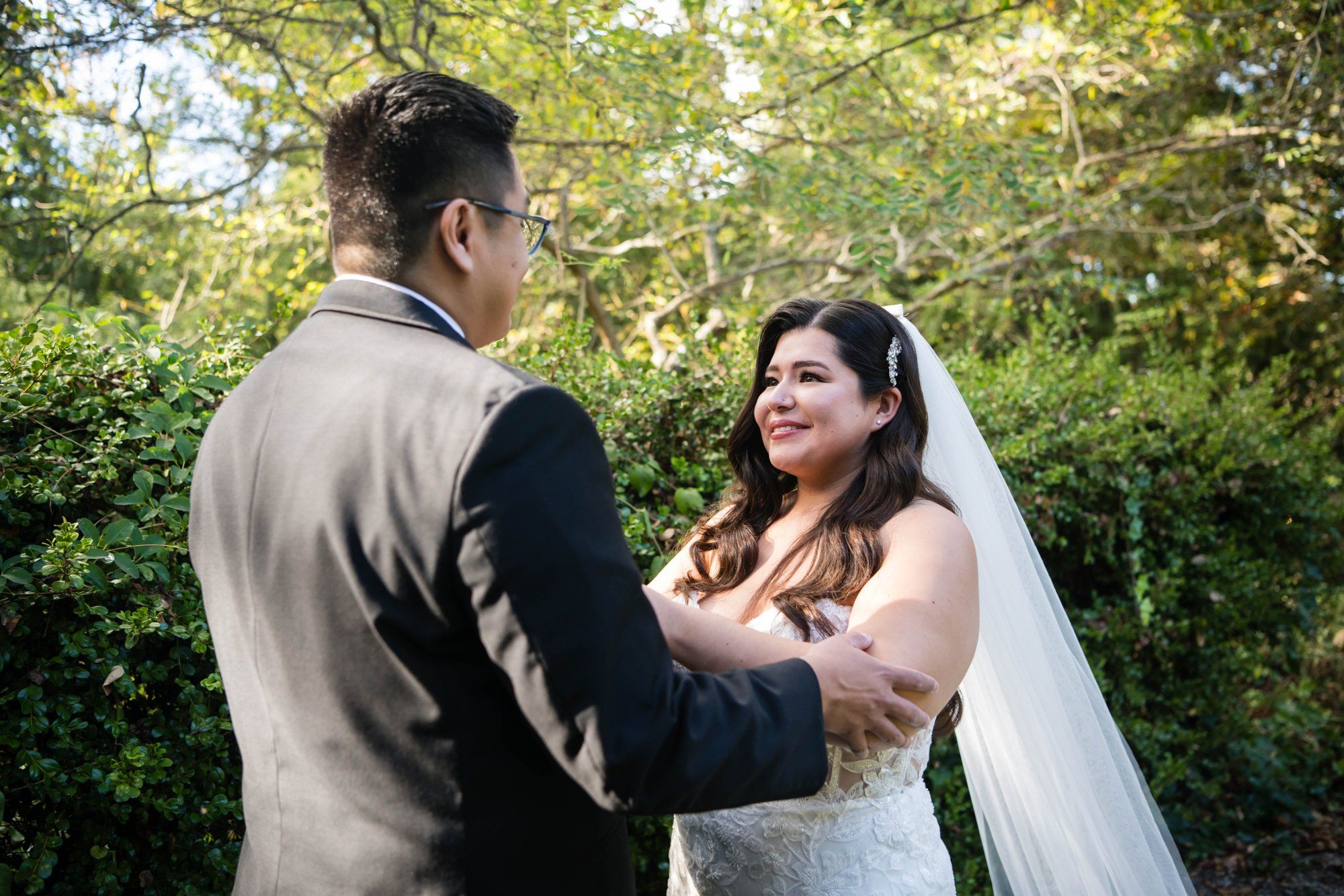 fall-foliage micro wedding at sand rock farm (november, 22 guests), A Harvest-Season Redwood Ceremony