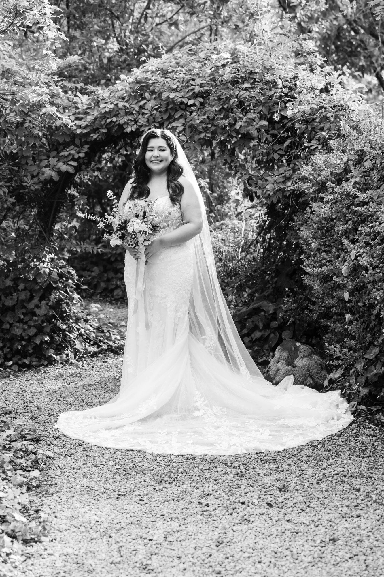 fall-foliage micro wedding at sand rock farm (november, 22 guests), Family Photos at the Autumn Barn Estate in Aptos