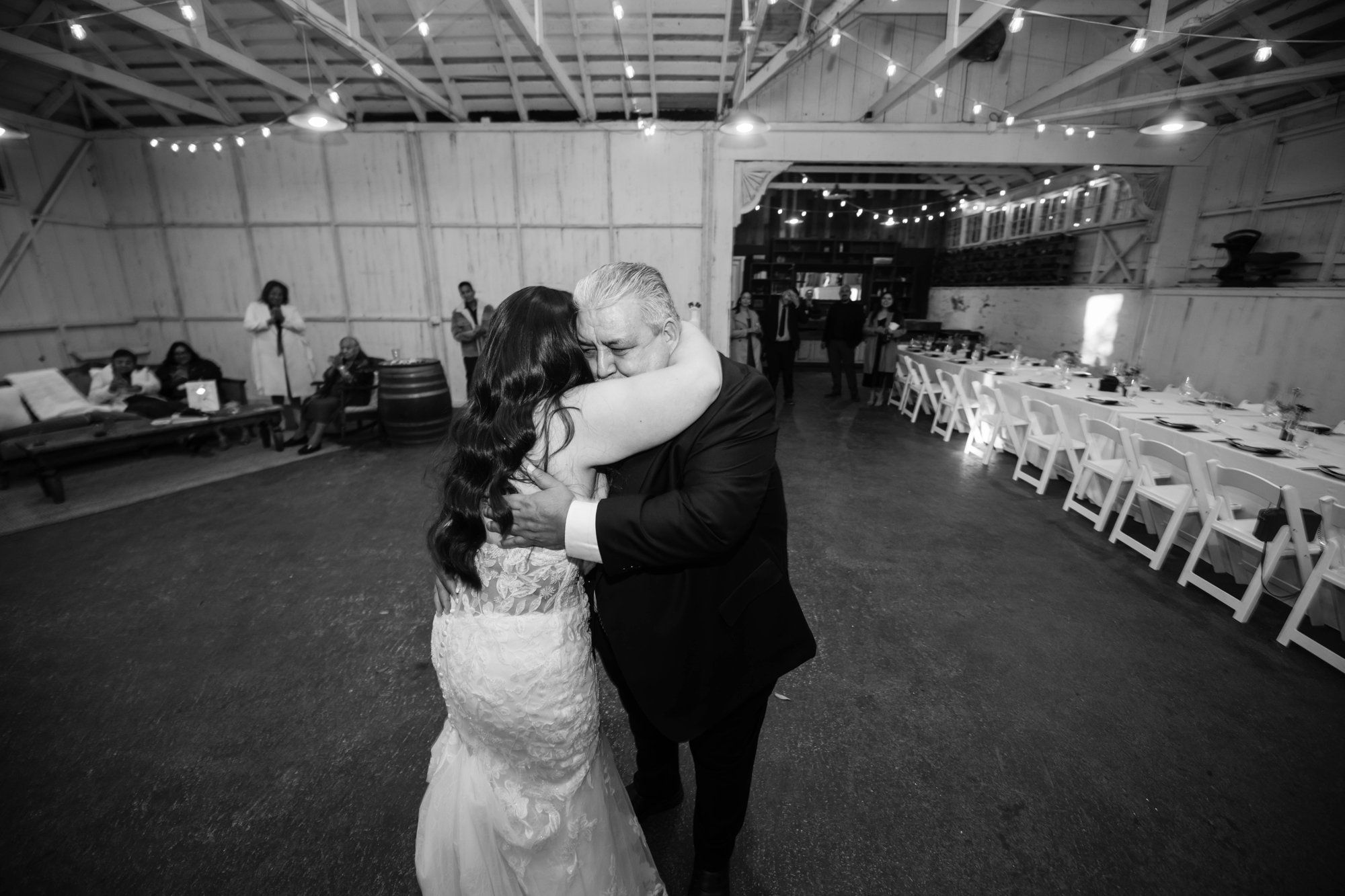 fall-foliage micro wedding at sand rock farm (november, 22 guests), Family Photos at the Autumn Barn Estate in Aptos