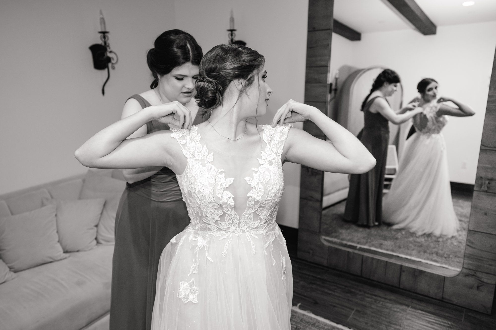 San Clemente wedding at La Ventura Event Center, Getting Ready at La Ventura, a San Clemente Wedding
