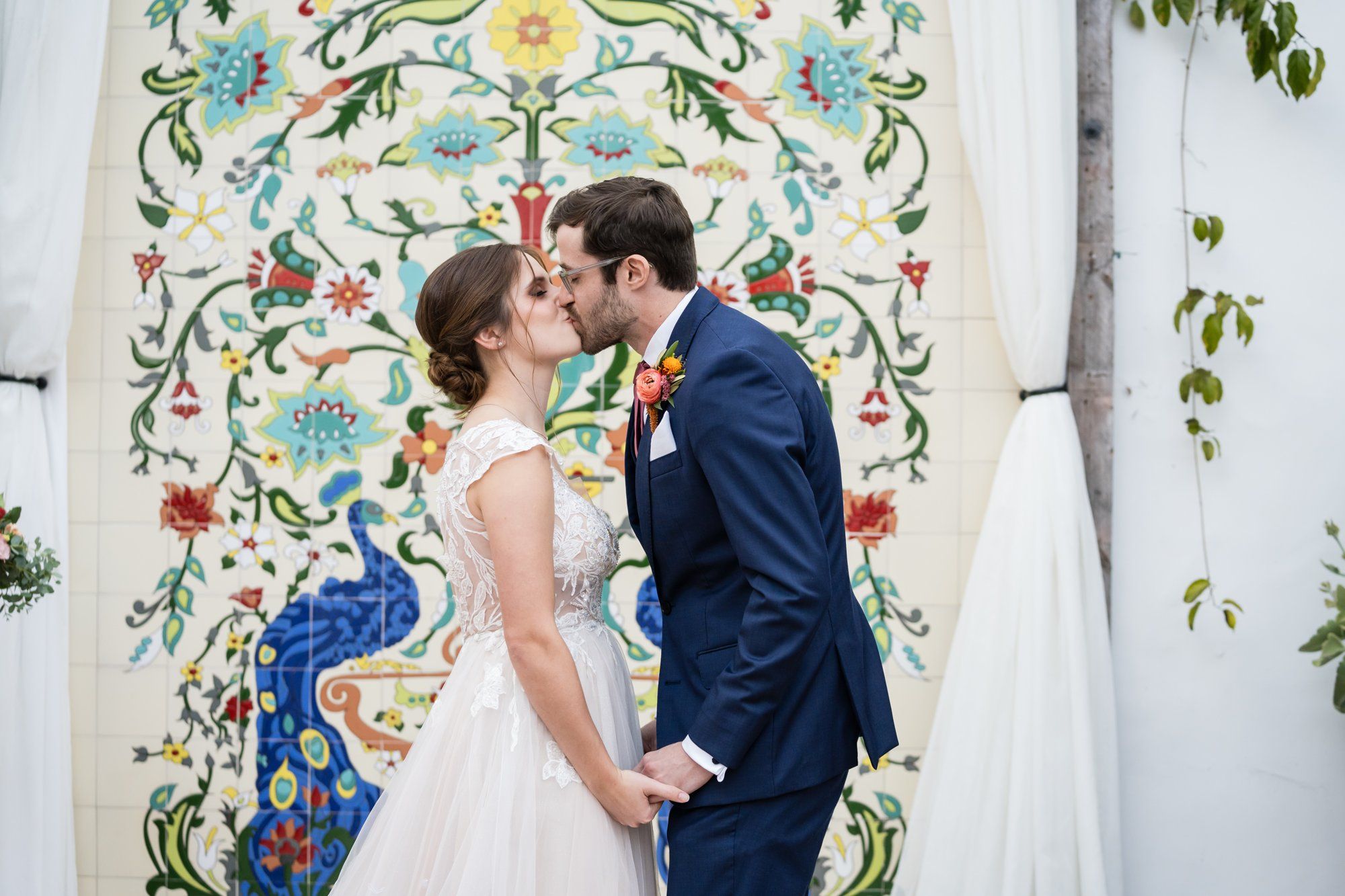 san clemente wedding at la ventura event center, Family Photos Through the Courtyard